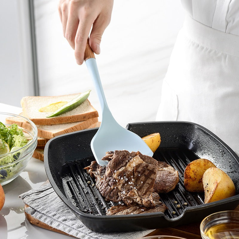 Zestaw silikonowych przyborów kuchennych z powłoką zapobiegającą przywieraniu 