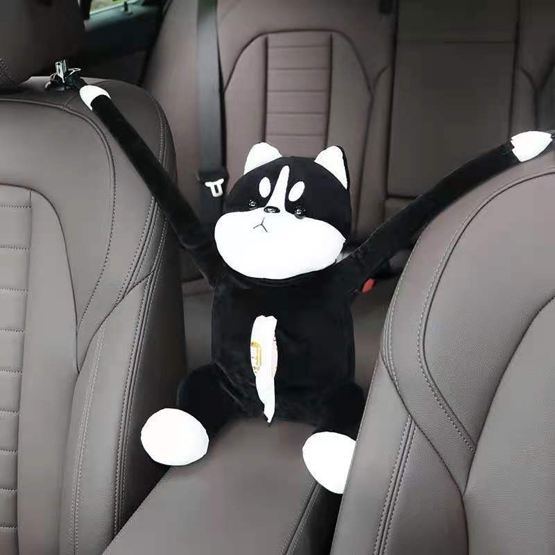 Pudełko na chusteczki w kształcie pluszu na podłokietnik samochodowy