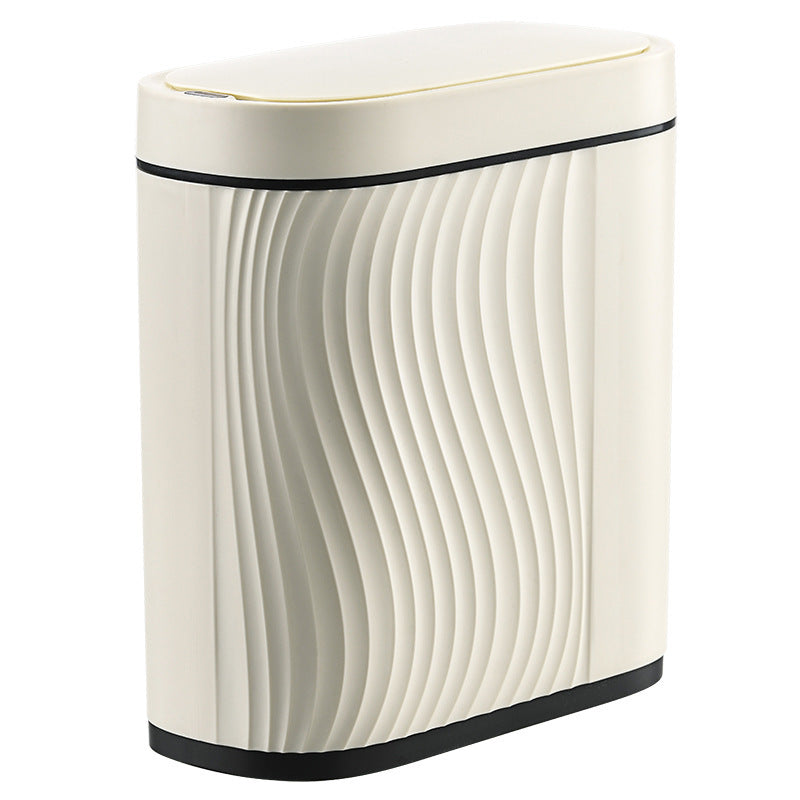 Minimalistyczny, inteligentny kosz na śmieci z czujnikiem 