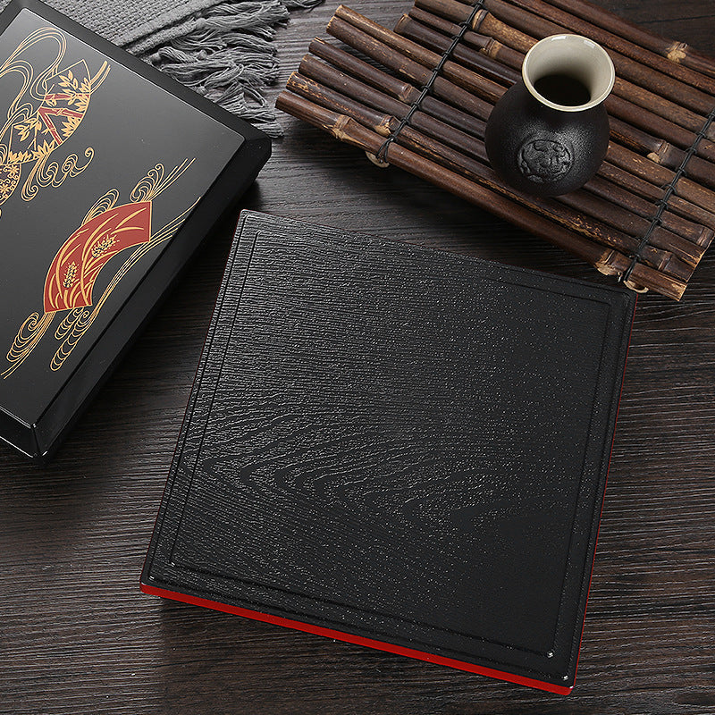 Japońskie pudełko na lunch z drewna słojowego 