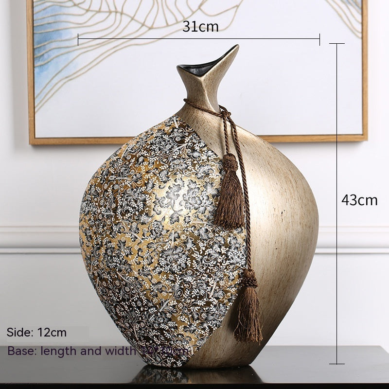 Artéva Modern Decorative Vase