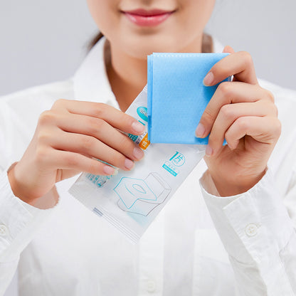 Jednorazowe pokrowce na deskę sedesową podróżną