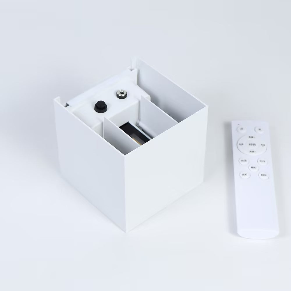 Akumulatorowa lampa ścienna LED