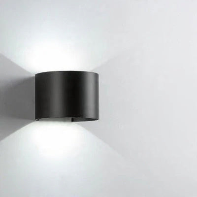 Aluminiowa lampa ścienna LED